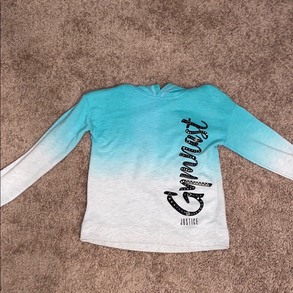 Ombré BlueSize 8 Kids sweater